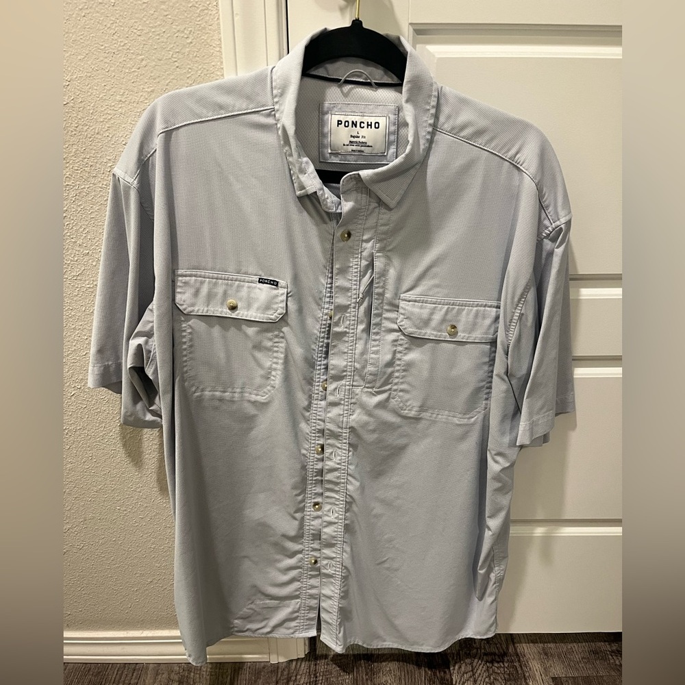 Poncho outdoors men’s large shirt.